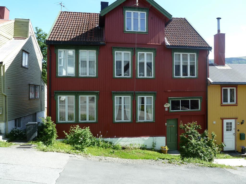 Red Old House Tromso Apartment חדר תמונה